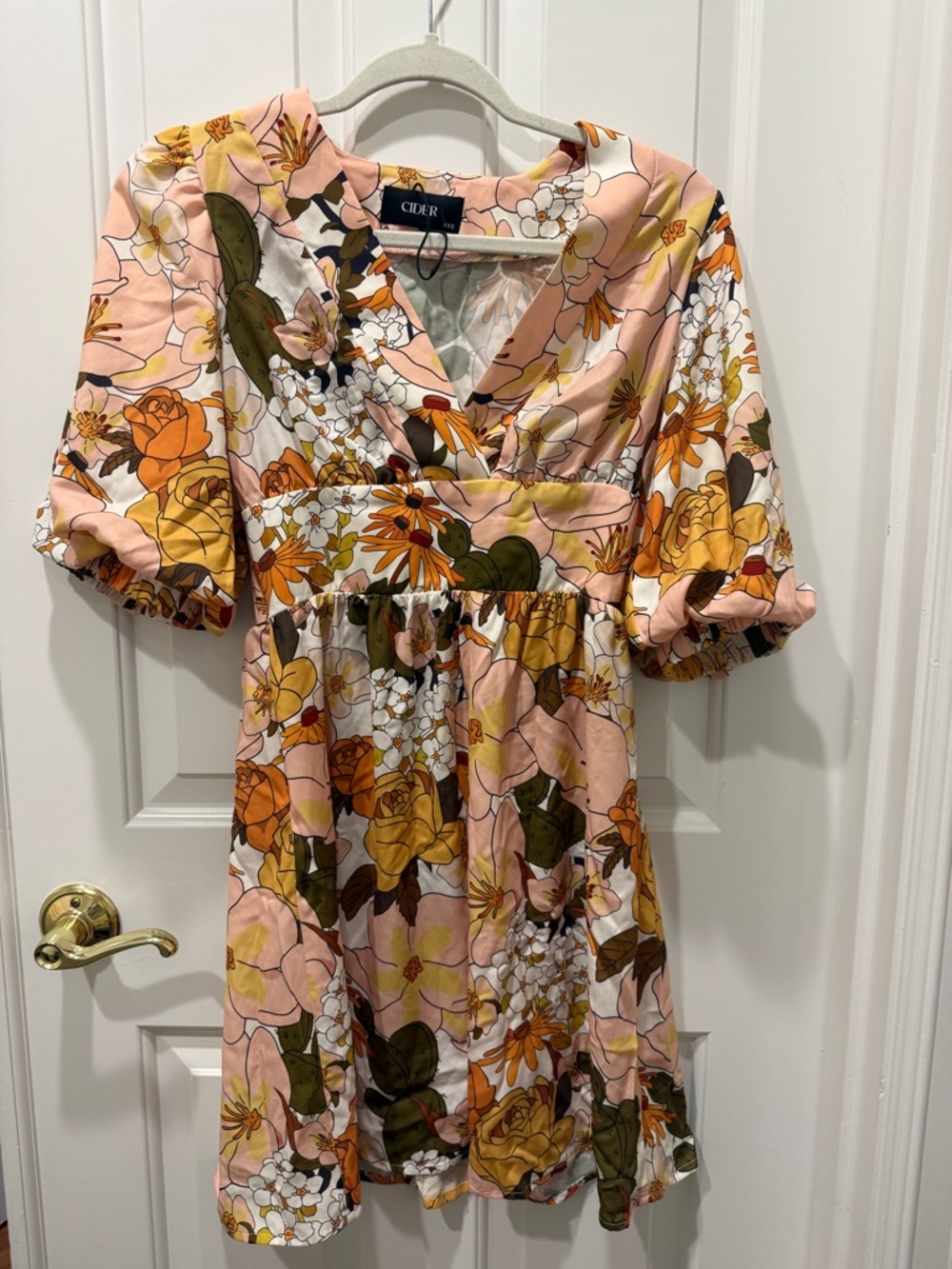 NWOT Cider  FLORAL V-NECK RUFFLE MINI DRESS